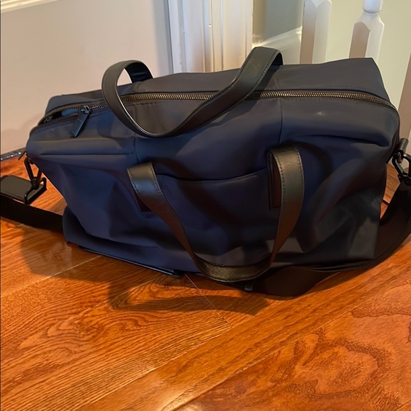 Away Everywhere Bag in Navy